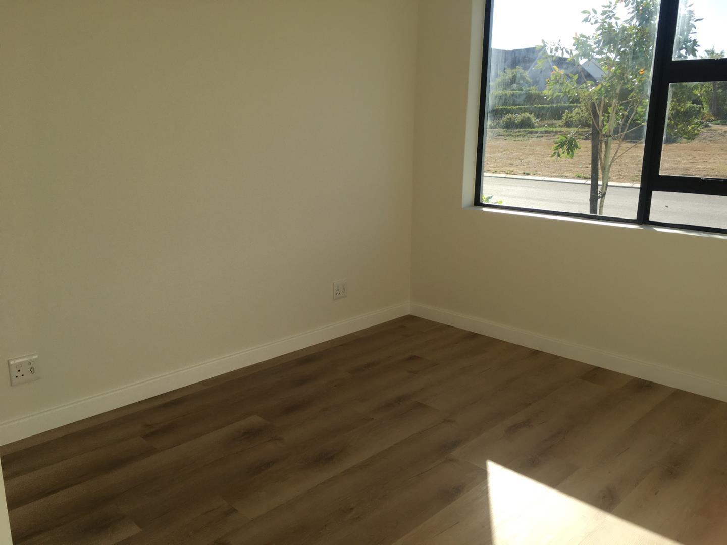 2 Bedroom Property for Sale in Graanendal Western Cape